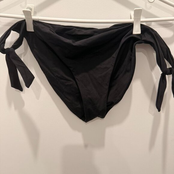 Volcom | GUC | 2 piece swim suit | Black | size XL (??) - Picture 2 of 3